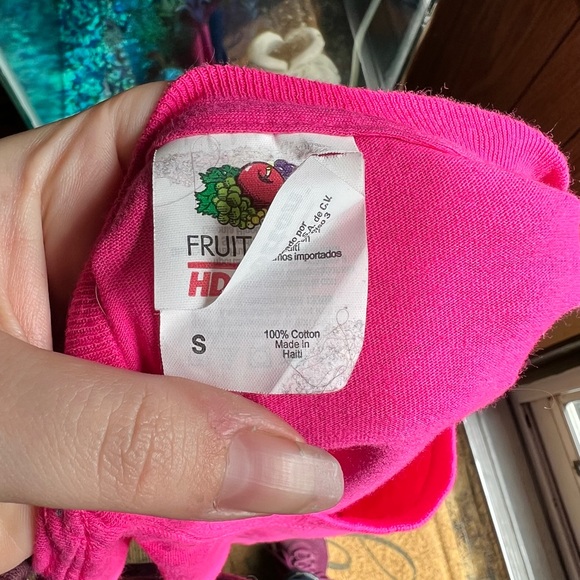 Woman’s Yorkie in my pocket tee shirt - Picture 2 of 16